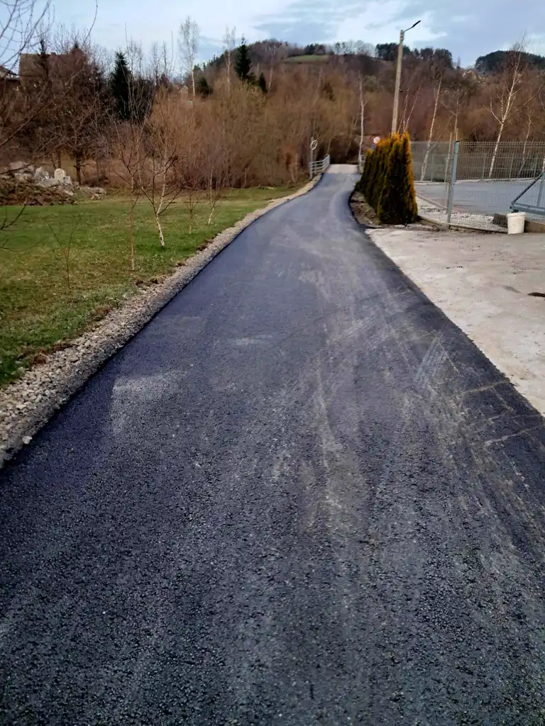 Ofensywa remontowa w Gminie Łukowica. Kolejne inwestycje drogowe