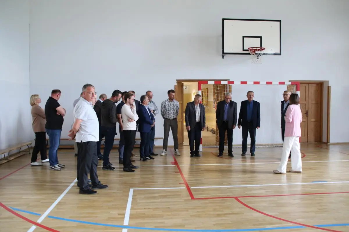 Milionowe inwestycje w gminie Słopnice. Radni sprawdzili, jak przebiegają prace
