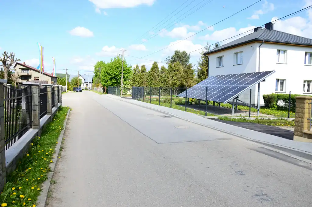 Nowy chodnik w Świniarsku. Bezpieczniej i wygodniej dla mieszkańców