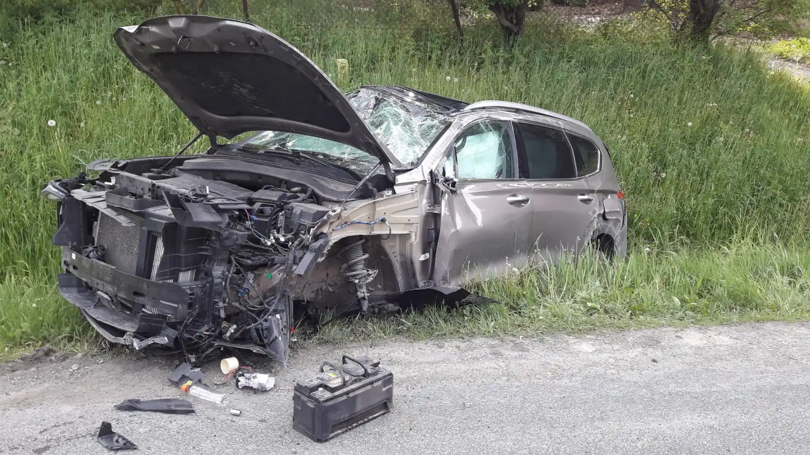 Wypadek na DK75 w Łososinie Dolnej. Dwie osoby poszkodowane