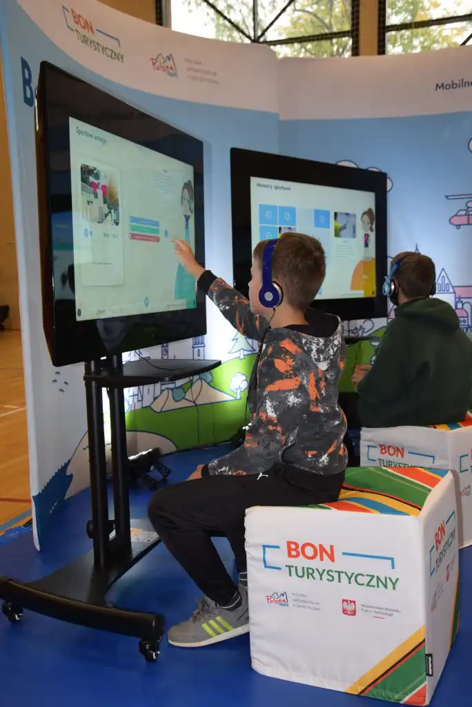 W SP nr 1 w Starym Sączu gościło Mobilne Centrum Edukacji Turystyczna Szkoła