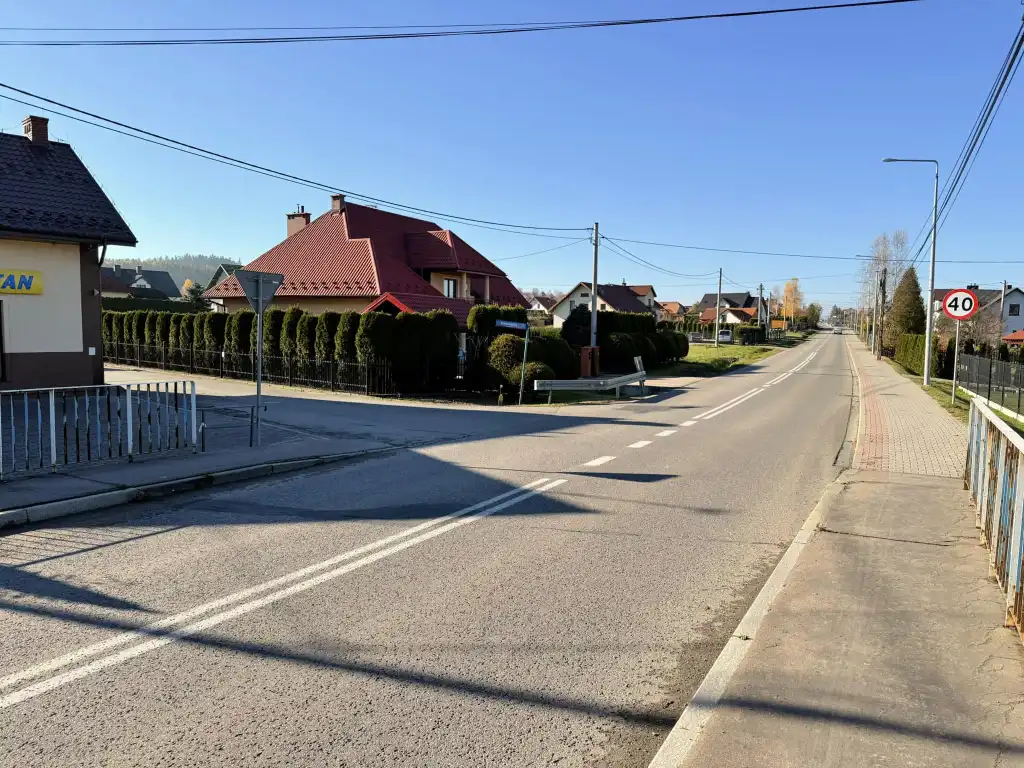 Bezpieczniej w Porębie Małej. Nowe inwestycje drogowe dla mieszkańców
