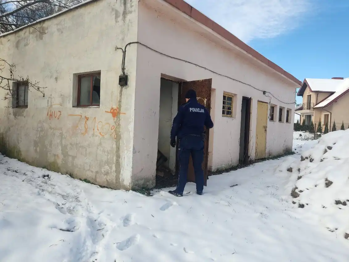 Akcja gorlickich policjantów "Uchronić przed wychłodzeniem"