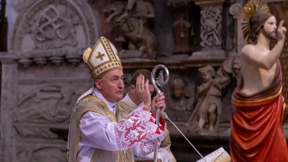 Biskup tarnowski Andrzej Jeż wydał wskazania dotyczące Liturgii Wielkiego Tygodnia
