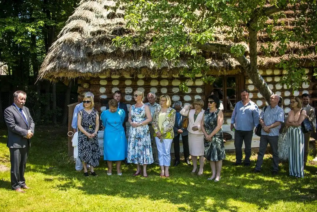 Edukacyjny park i wyjątkowa wystawa w Skansenie Wsi Pogórzańskiej w Szymbarku