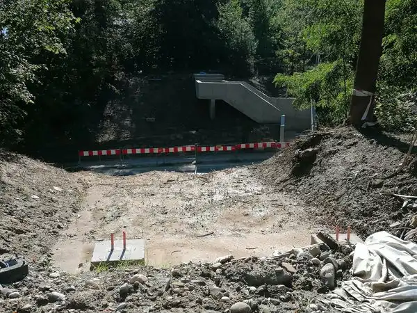 Uwaga! 10 października montaż kładki nad ul. Jana Pawła II w Starym Sączu. Pojawią się chwilowe utrudnienia w ruchu
