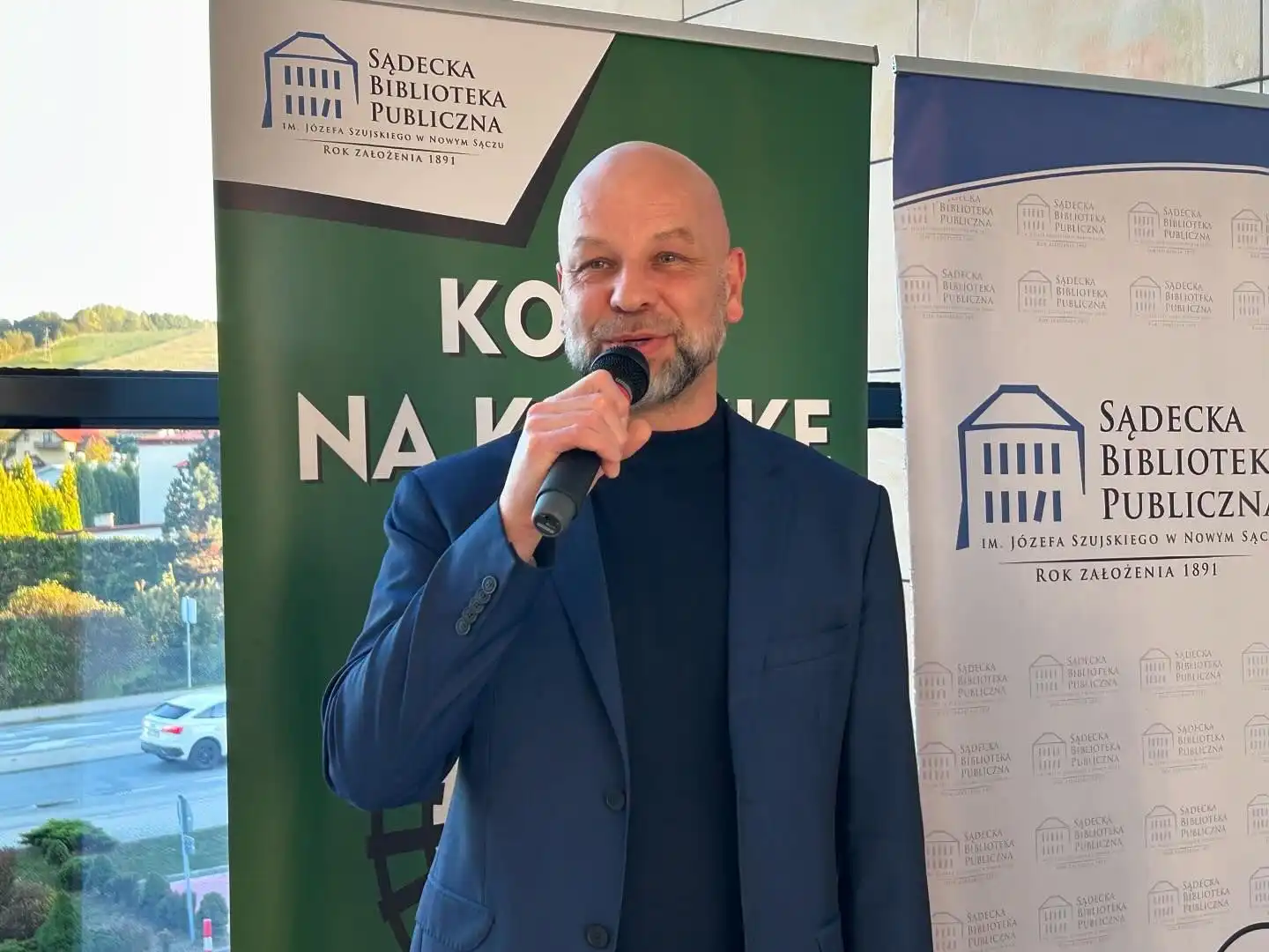 Niebieski Nowy Sącz. Sztuka z serca miasta i duszy jego mieszkańców