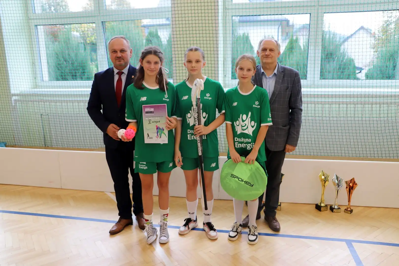 Mistrzostwa Gminy Limanowa w Unihokeju. Triumf uczniów z SP nr 2 w Starej Wsi