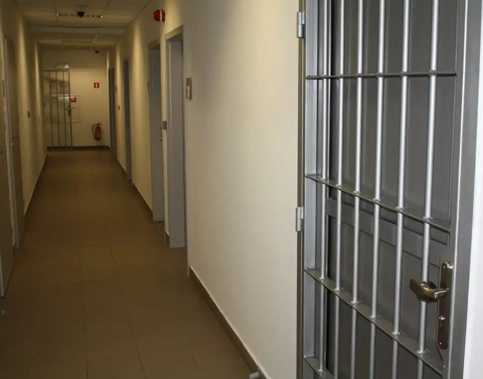 Nowy Sącz: Poszukiwany z narkotykami prosto do więzienia