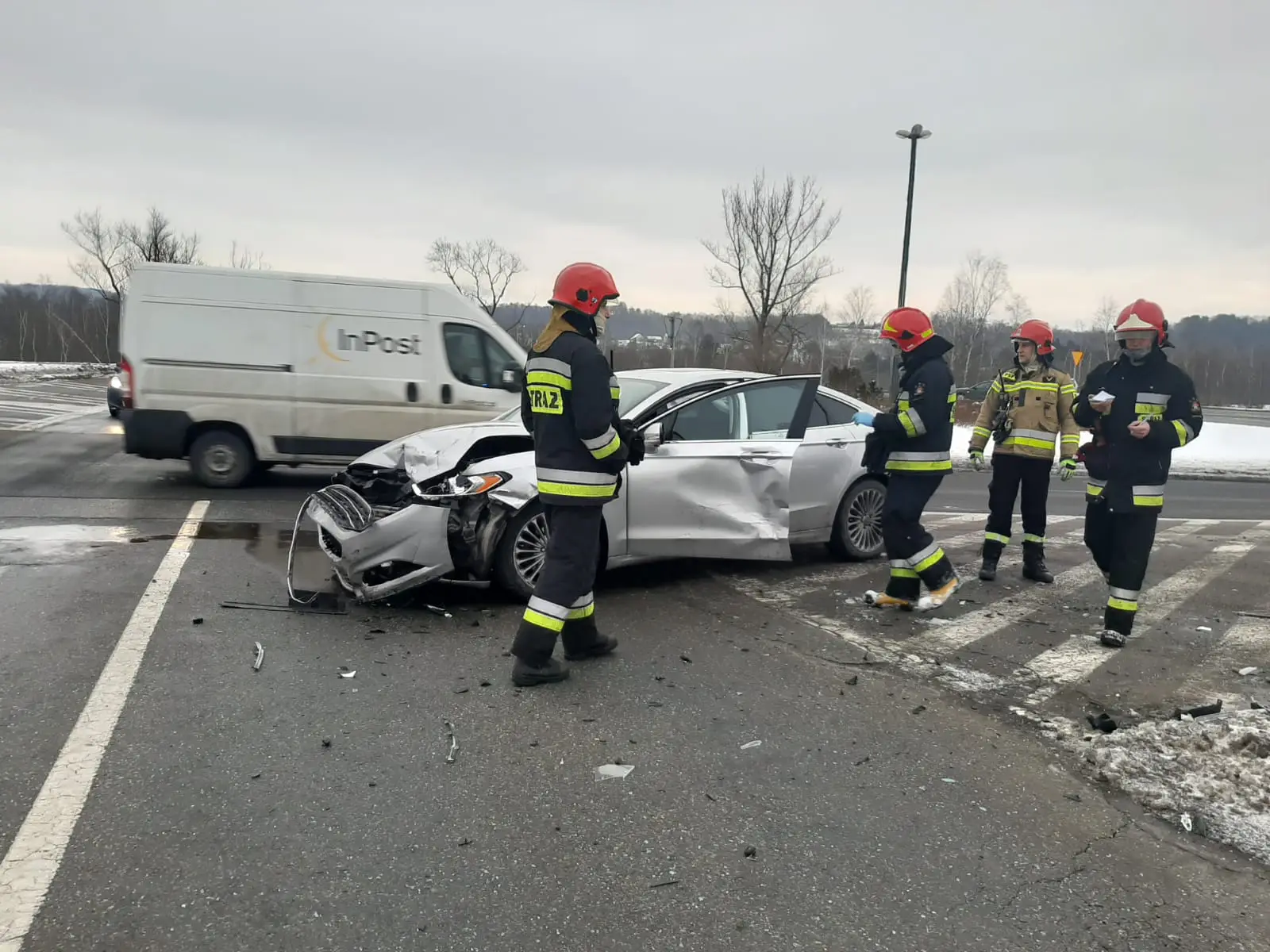 Nowy Sącz: Wypadek na Al. Piłsudskiego. Zderzyły się dwa auta osobowe