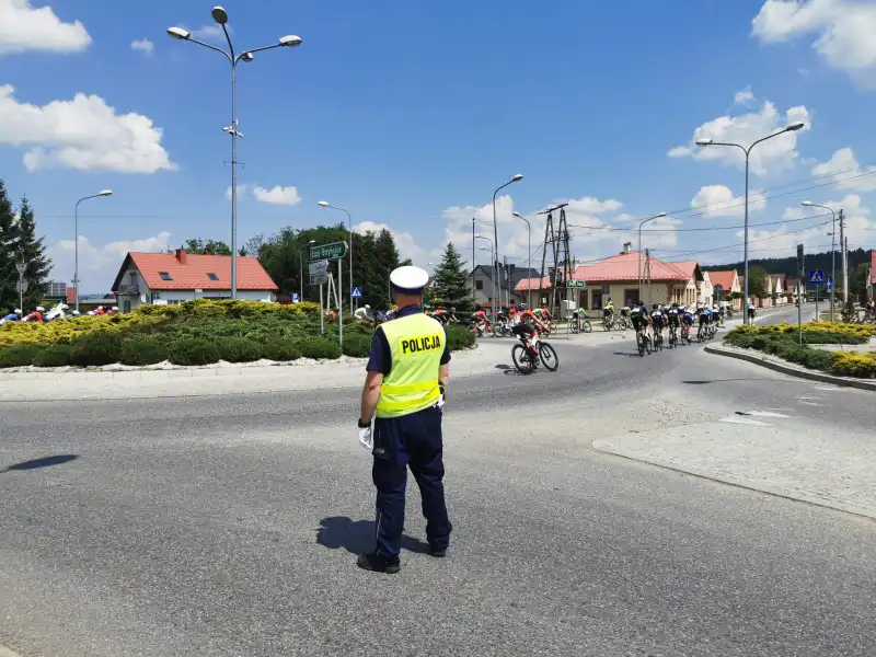 Sądeccy policjanci zabezpieczali 60. Małopolski Wyścig Górski