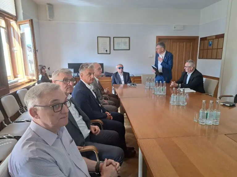 Czy ratusz wróci na starosądecki rynek? Student przygotował odważną wizję rekonstrukcji