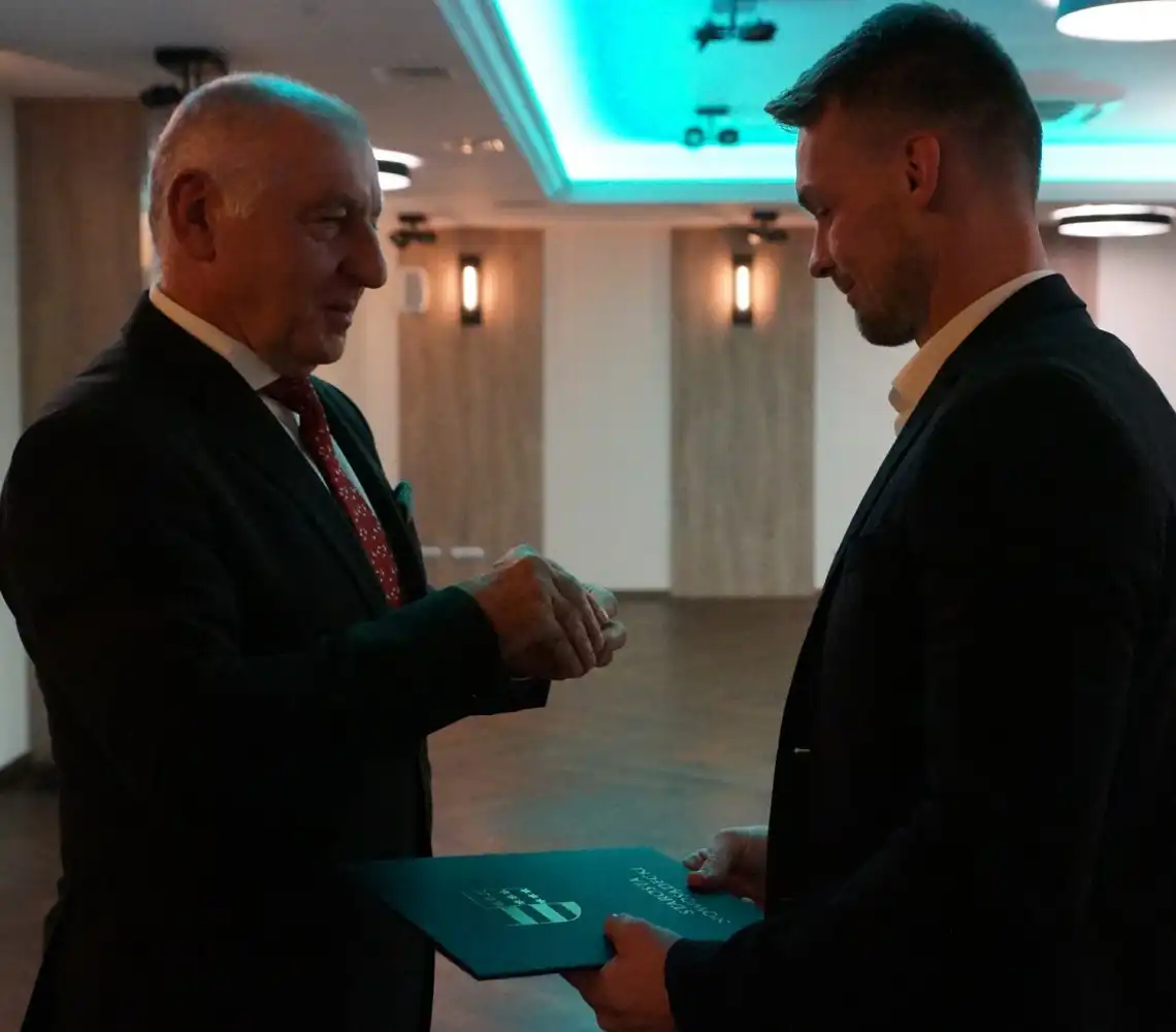 Kajakarze Klubu Sportowego "Start" w Nowym Sączu nagrodzeni