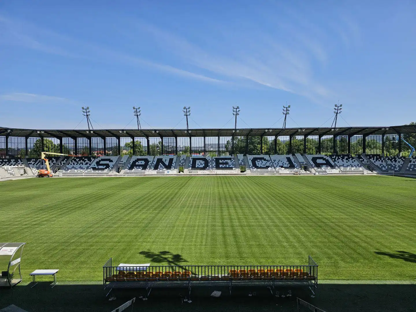 Napis "Sandecja" na nowym stadionie. Pomysł radnych w realizacji