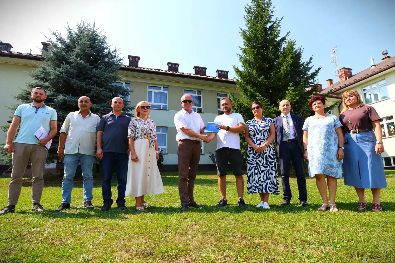 Blisko 800 tys. zł na sportową inwestycję w Kwiatonowicach. Umowa podpisana