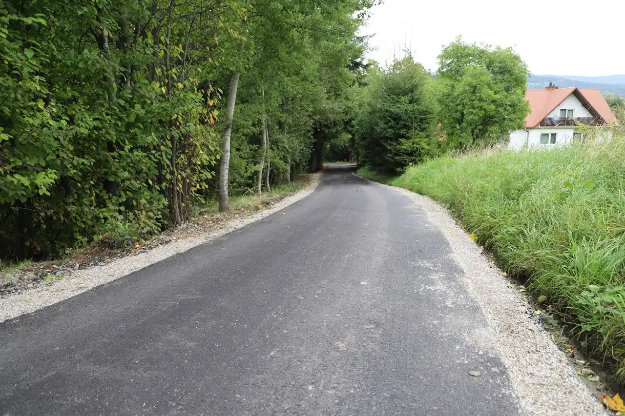 W tych miejscowościach zmodernizowano wewnętrzne drogi gminne