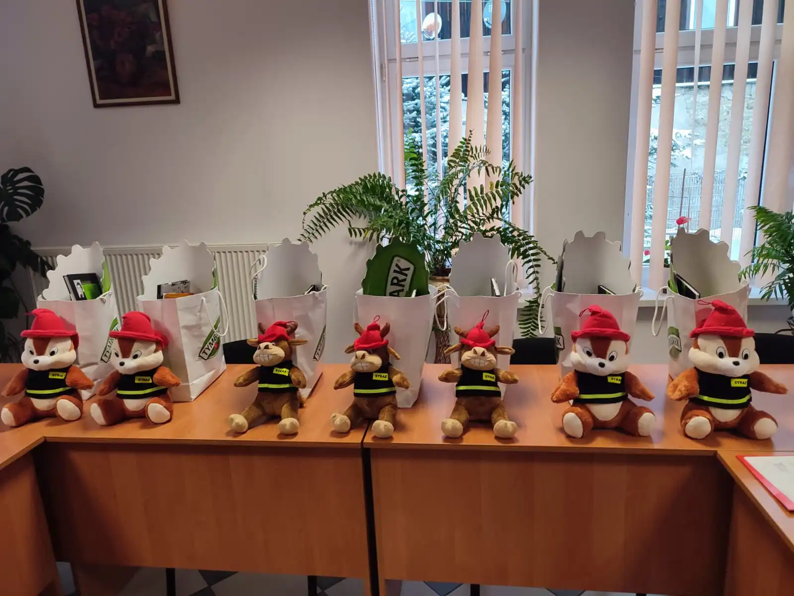 Plastyka i ochrona środowiska. Młode talenty z Tymbarku nagrodzone