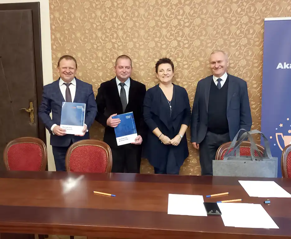 ANS w Nowym Sączu podpisała porozumienie o współpracy z ANS w Wałbrzychu