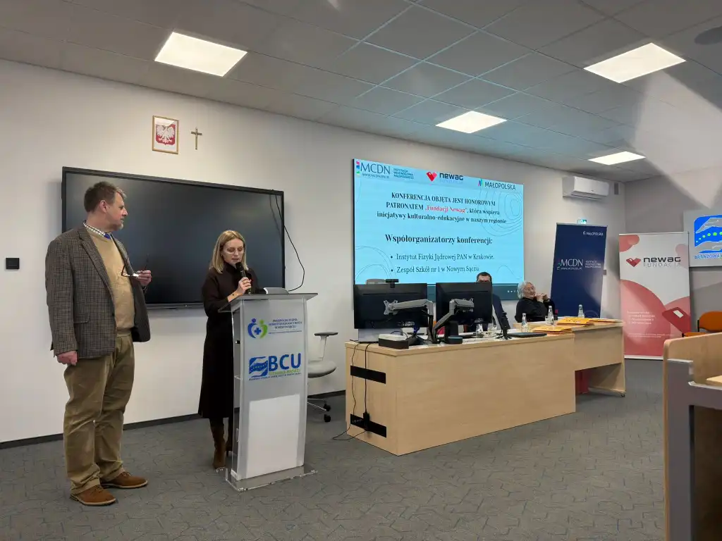 Fundacja NEWAG wspiera rozwój nauczania przedmiotów ścisłych