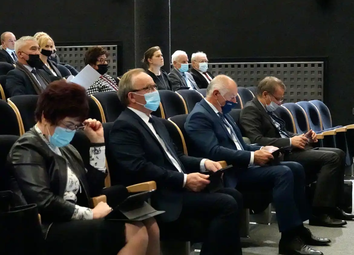 O inwestycjach drogowych na Sesji Rady Powiatu Nowosądeckiego