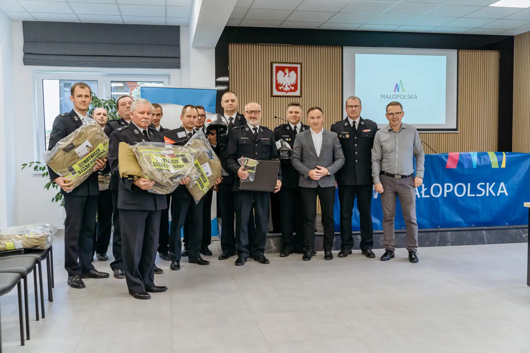 Bezpieczeństwo strażaków priorytetem. Doposażenie jednostek OSP w Gminie Grybów