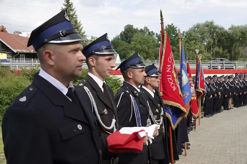 Strażacy z Siołkowej otrzymali nowy wóz bojowy