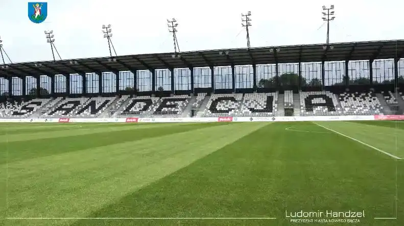 Miasto szykuje wielkie otwarcie Stadionu Miejskiego! Darmowe bilety dla posiadaczy Karty Nowosądeczanina