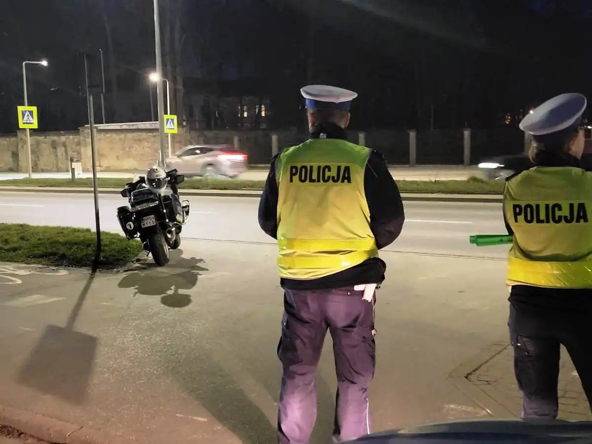 „Bądź Widoczny – Daj Szansę Kierującemu”. Początek wiosny z sądecką drogówką