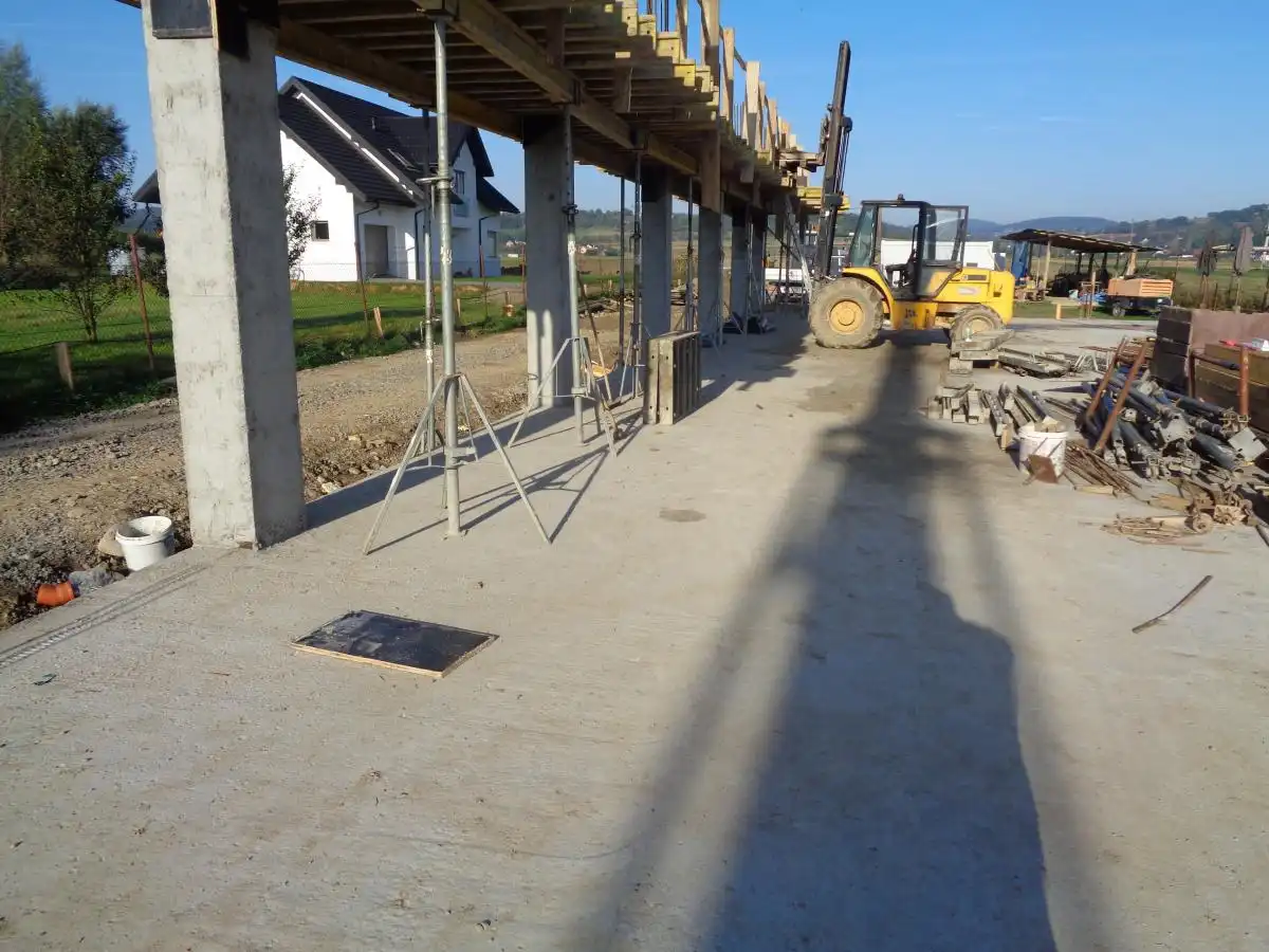 Trwają prace nad rozbudową Szkoły Podstawowej w Stadłach