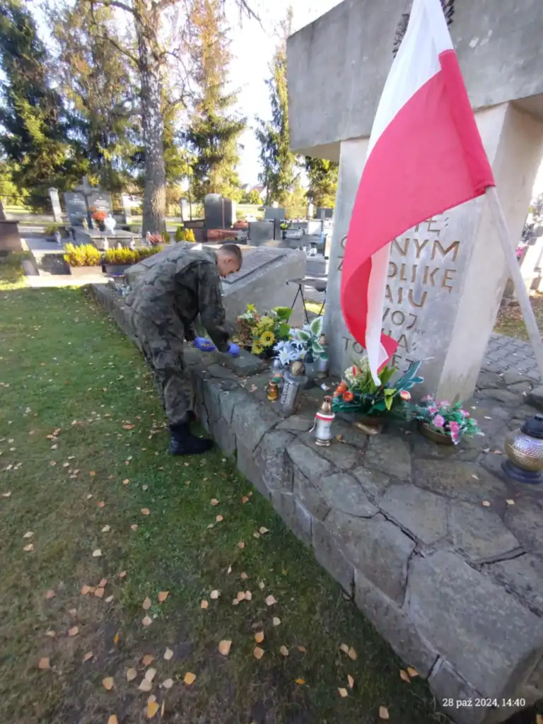 Pamięć i cześć. Tymbarscy Strzelcy dbają o groby bohaterów