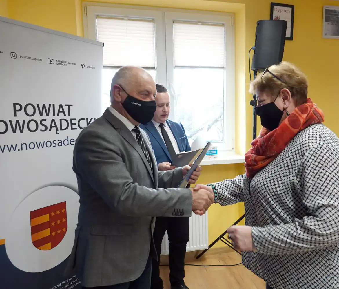 Powiat nowosądecki: Nie słabnie popularność szkółek ginących zawodów