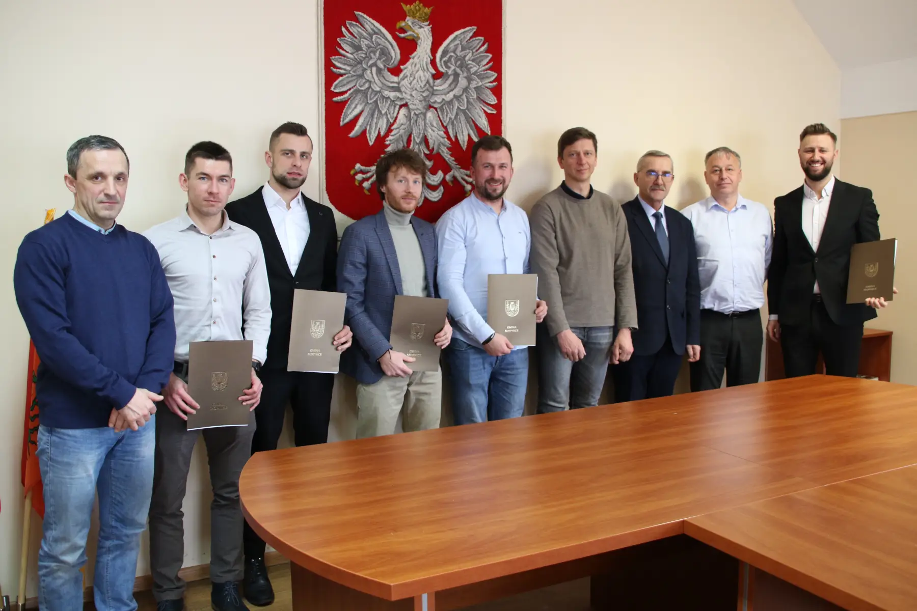 300 tysięcy złotych na sport w Słopnicach. Gmina podpisała umowy z klubami