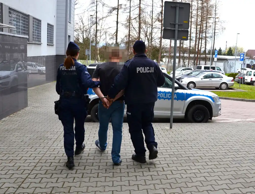 Nowy Sącz. Alkoholowa libacja zakończona bójką. Czterech mężczyzn z zarzutami