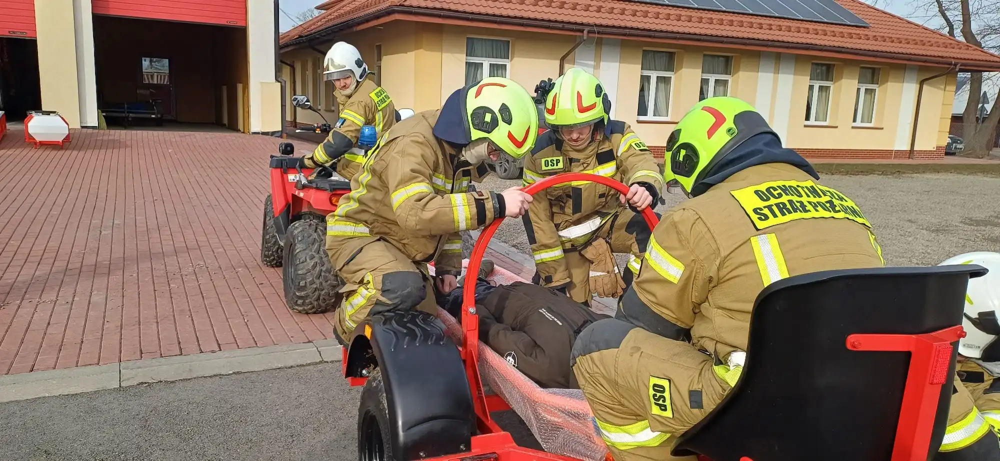 Nowy sprzęt w OSP Gładyszów. Wzmocnienie potencjału ratowniczego