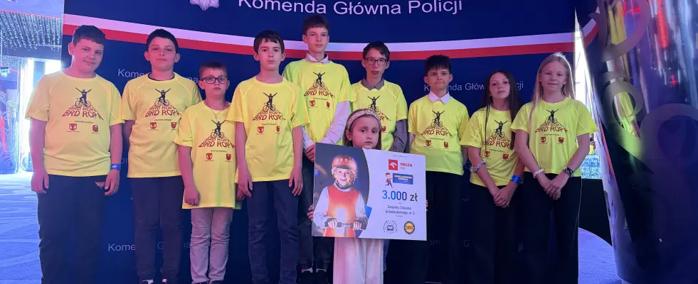Sukces szkoły z Ropy. ZSP Nr 2 wśród najlepszych „Odblaskowych Szkół” w Polsce