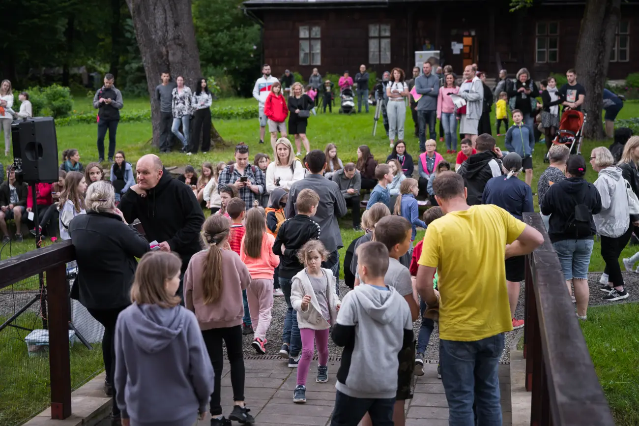 Łosie zaprasza na noc pełną tajemnic. W roli głównej podkowiec mały