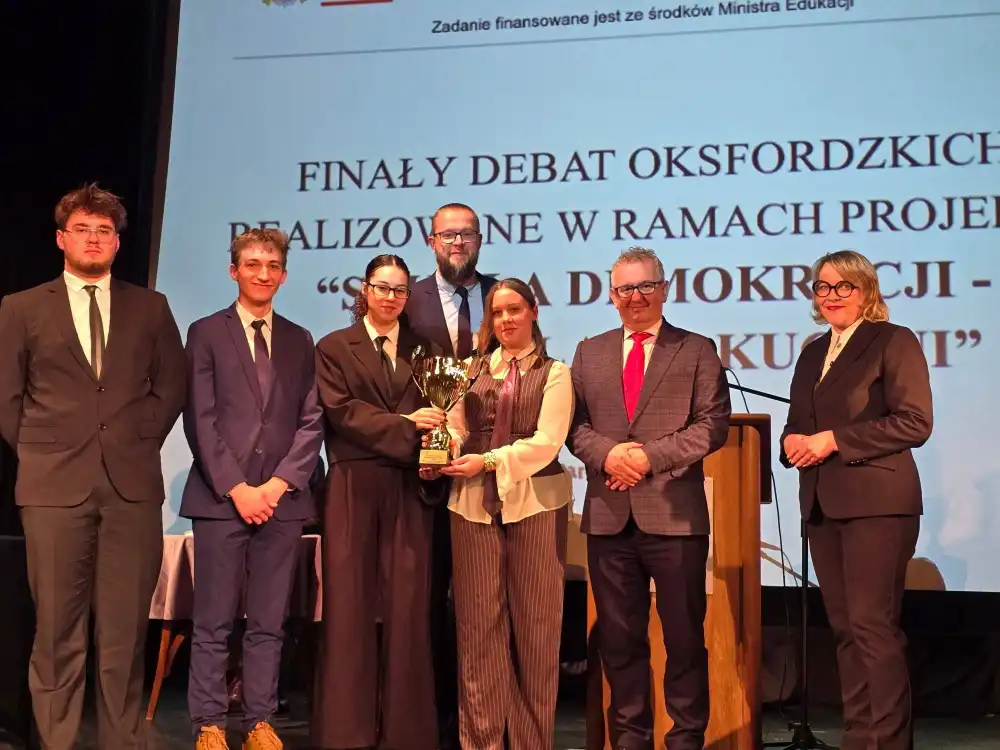 Licealiści ze Starego Sącza najlepszymi debatantami na Sądecczyźnie