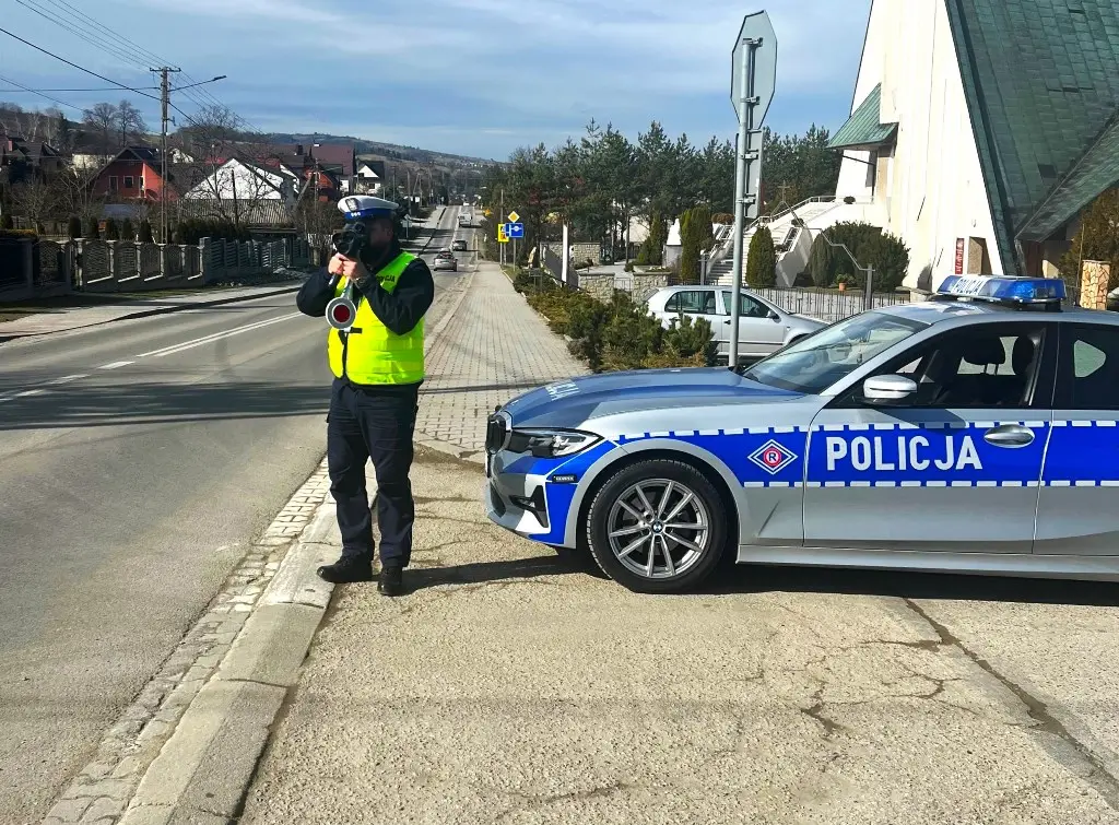 Bezpieczniejsza Wielkanoc na drogach Sądecczyzny. Mniej wypadków niż rok temu, ale problem alkoholu wciąż aktualny