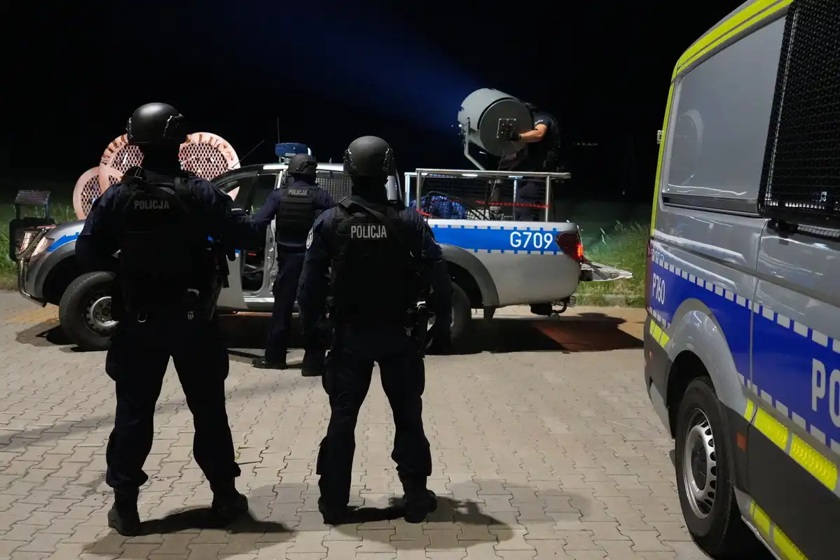 Tragiczny finał obławy w Starej Wsi. Sprawca podwójnego morderstwa nie żyje