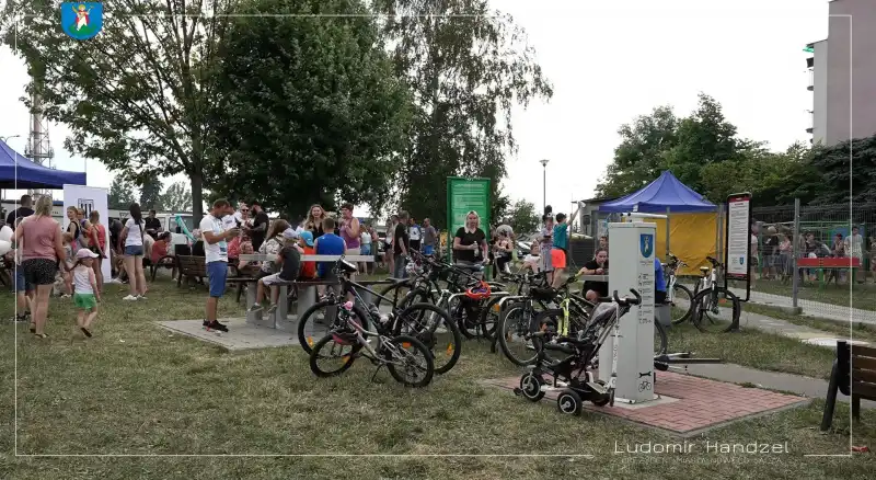 Impreza plenerowa na osiedlu Wojska Polskiego