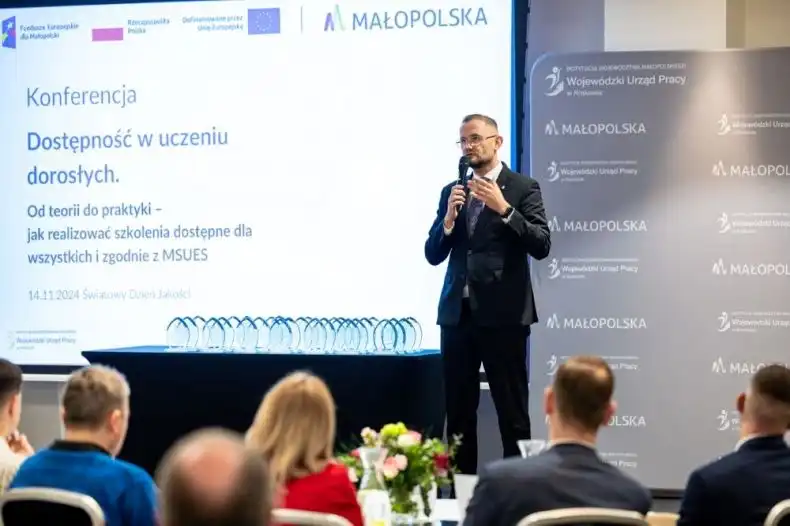 Dostępność w edukacji dorosłych. Konferencja w Krakowie