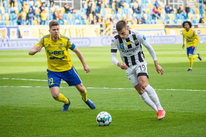 Sandecja przegrywa z Arką Gdynia 0:3