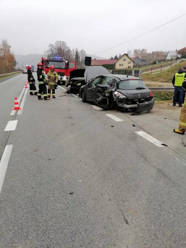 Kraksa na DK 75 w Tęgoborzy