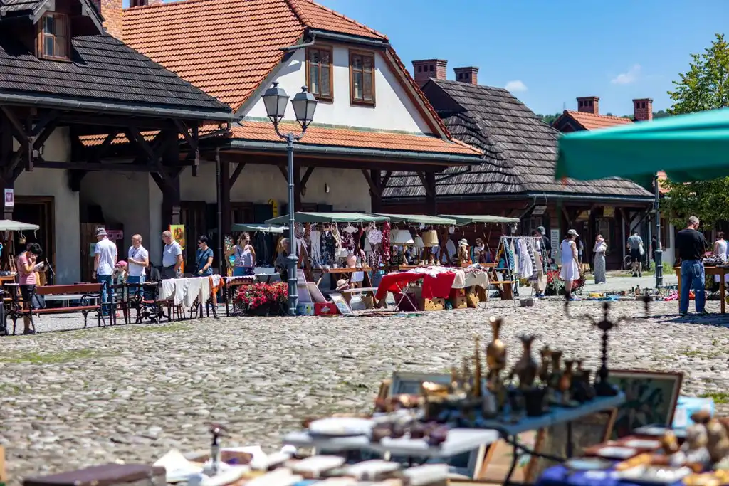 Galicyjski Kiermasz Staroci w Miasteczku Galicyjskim za nami