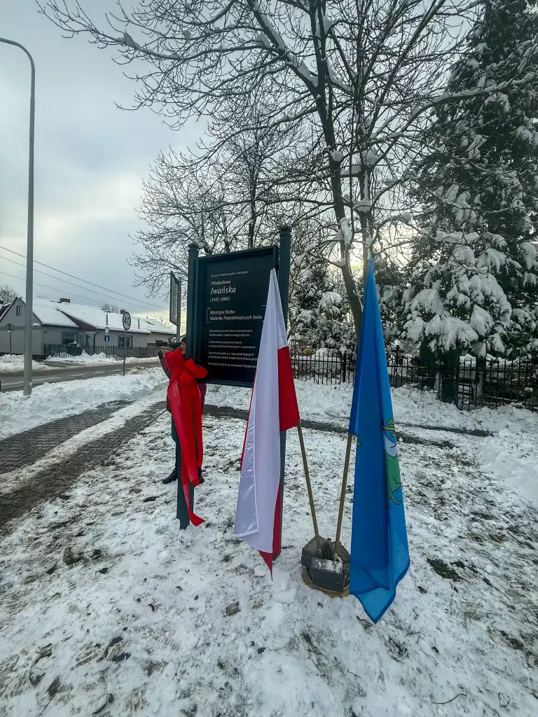 Nowy Sącz upamiętnił Władysławę Iwańską. Tablica i obraz w hołdzie sądeckiej artystce