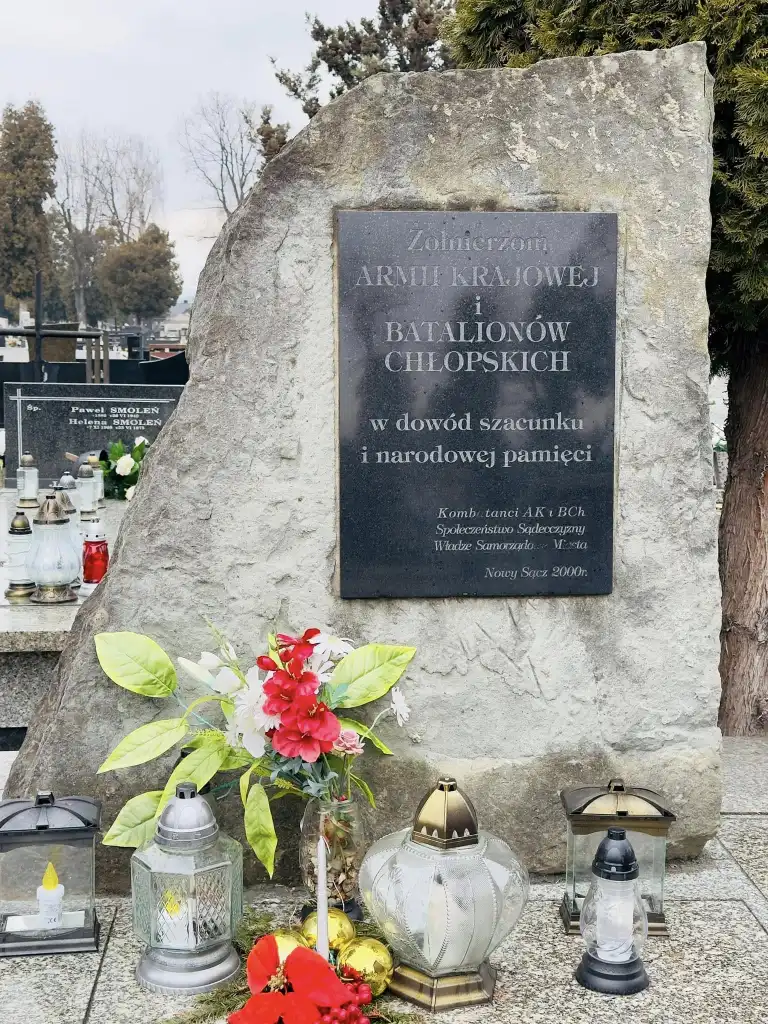 Hołd Bohaterom. Upamiętnienie Armii Krajowej w Nowym Sączu