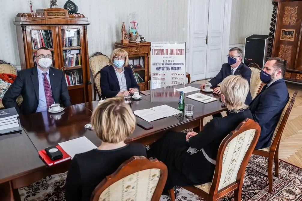 Dyskusje o współpracy w obszarze kultury Samorządu Województwa Małopolskiego z gminą Krynica
