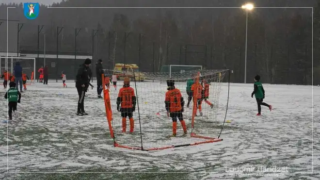 Zawada z nowym boiskiem FIFA Quality. Inwestycja za 10 mln zł otwarta