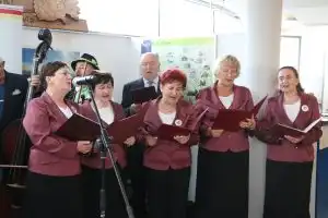 Wernisaż wystawy prac Zofii Stanisz – Zoń pn. „Pouring – Poznaj tajemnice kolorów”