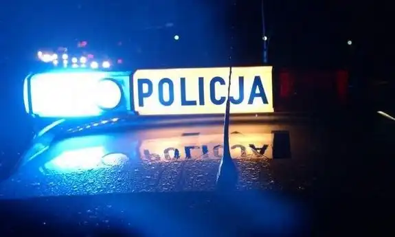 Pijani za kółkiem, potrącenie pieszego, wypadek na hulajnodze. Niebezpieczny weekend na drogach